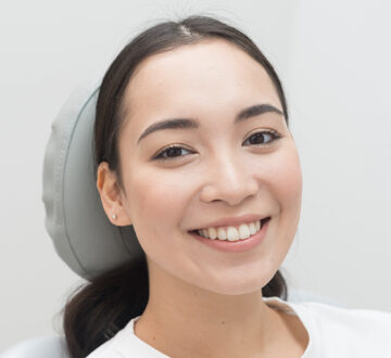 Professional Teeth Whitening Vs. At-Home Whitening; Which One is Better?